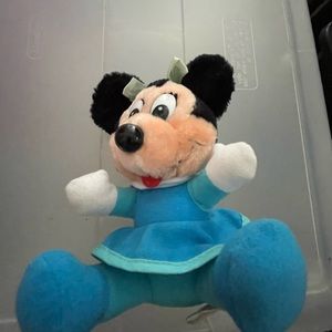 Minnie Mouse from Mickey’s Christmas Carol